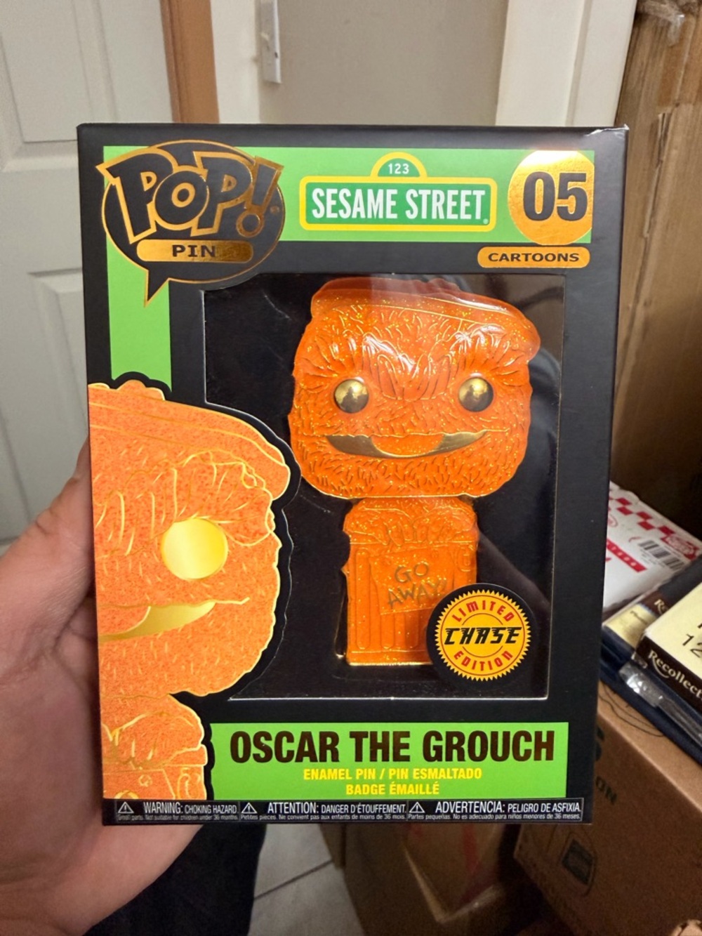 Funko Sesame Street POP! Pins Oscar the Grouch Enamel Pin [Chase]